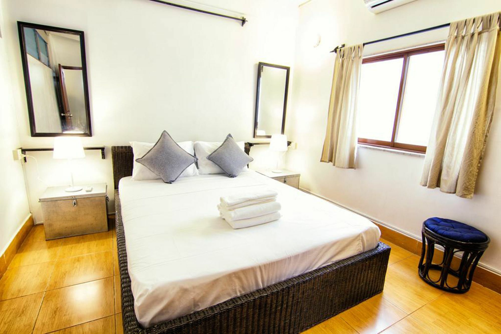 Yk Art House Hotel Phnom Penh Exterior photo