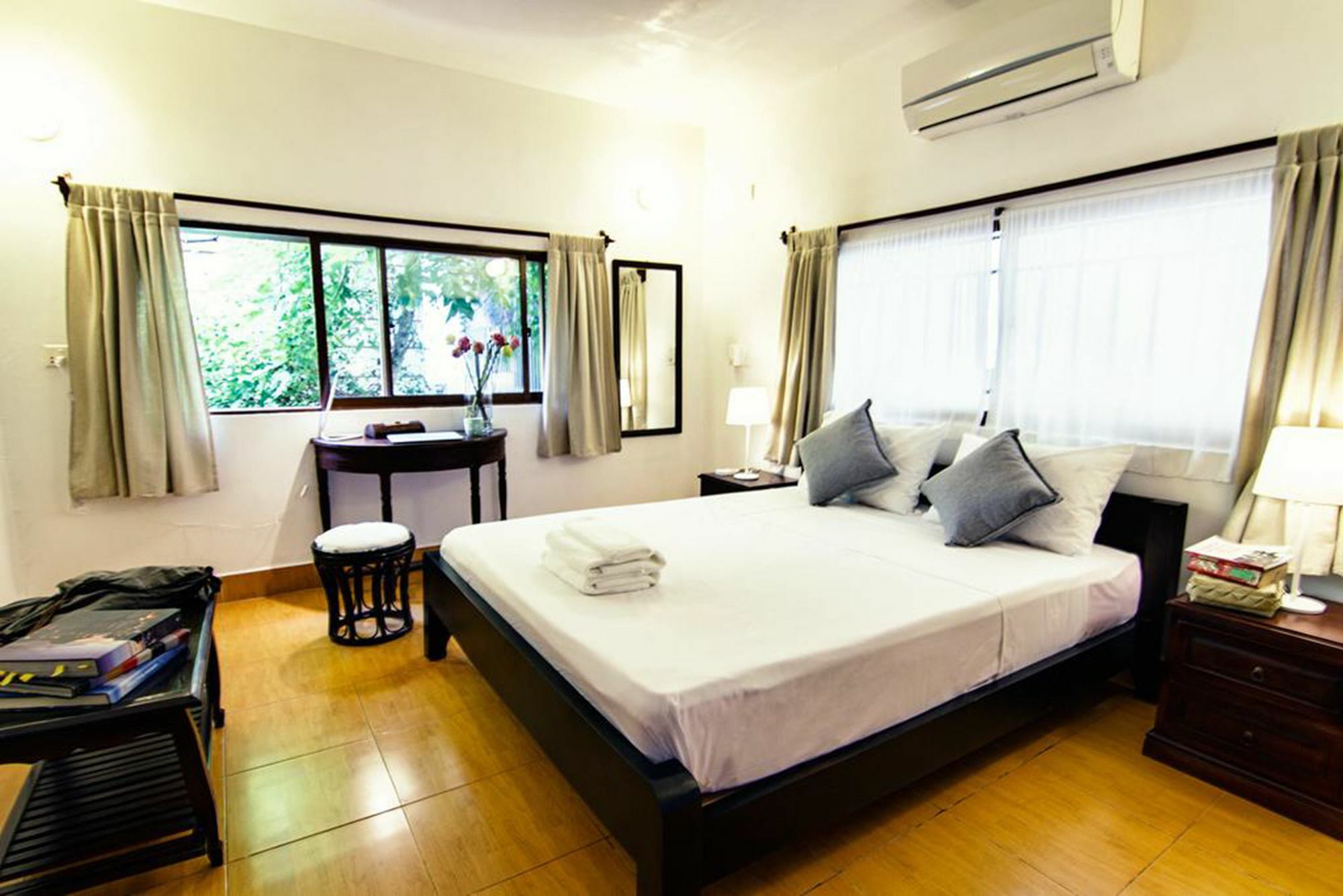 Yk Art House Hotel Phnom Penh Exterior photo
